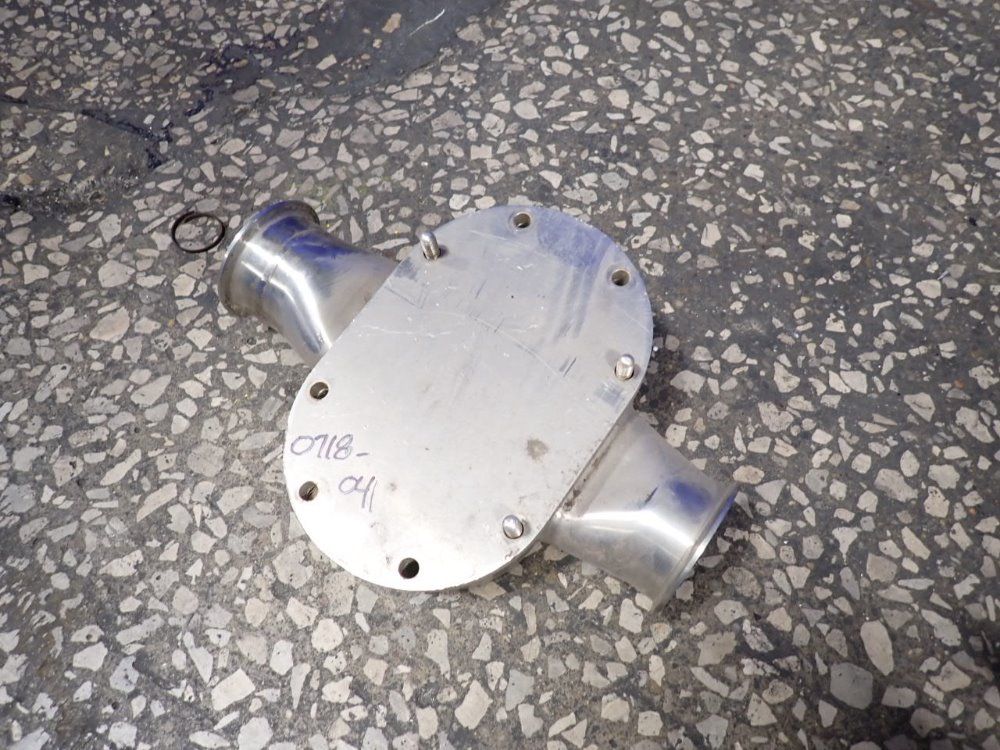  Valve