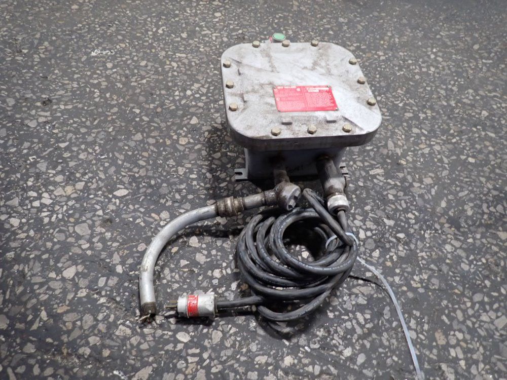 Killark Outlet Box