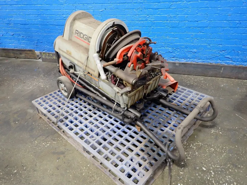Ridgid Ridgid 18221 Pipe Threading Machine