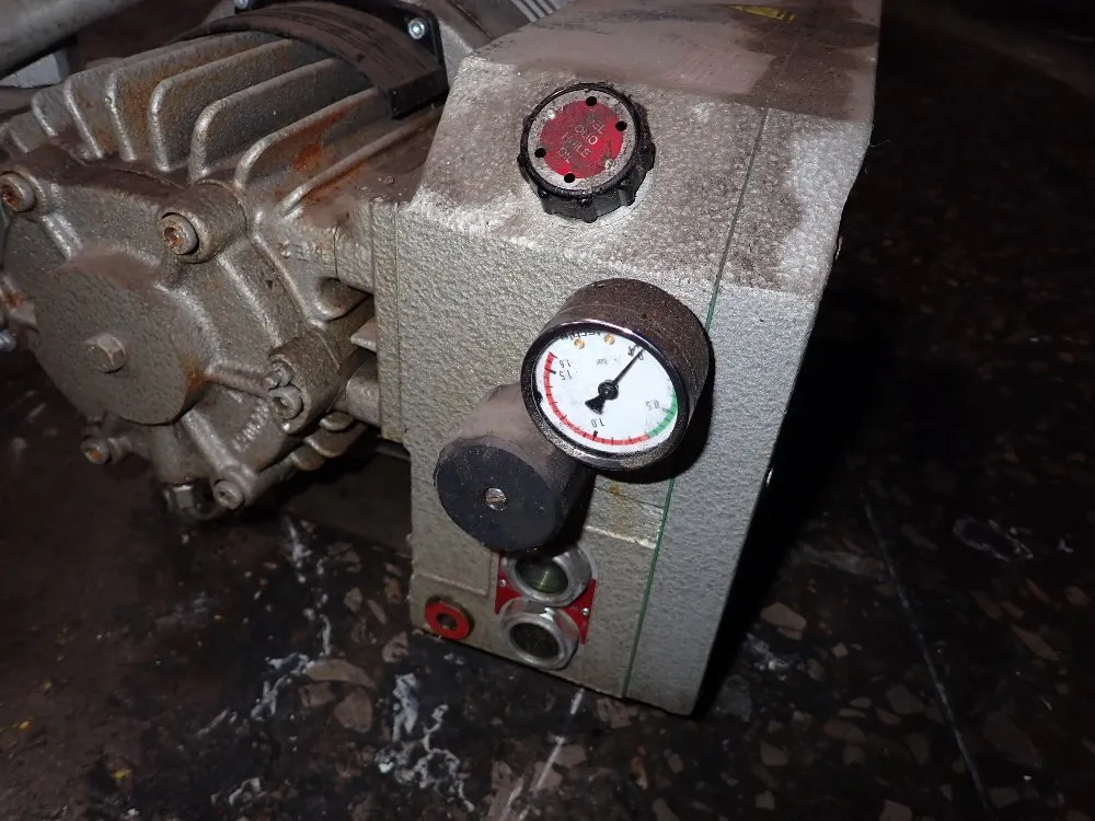 Rietschle Thomas 2/3 Hp Vacuum Pump - Vce 60 (02)