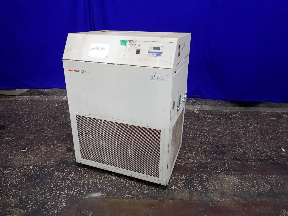 Thermo Electron 1.5 Hp Chiller - Hx-300a