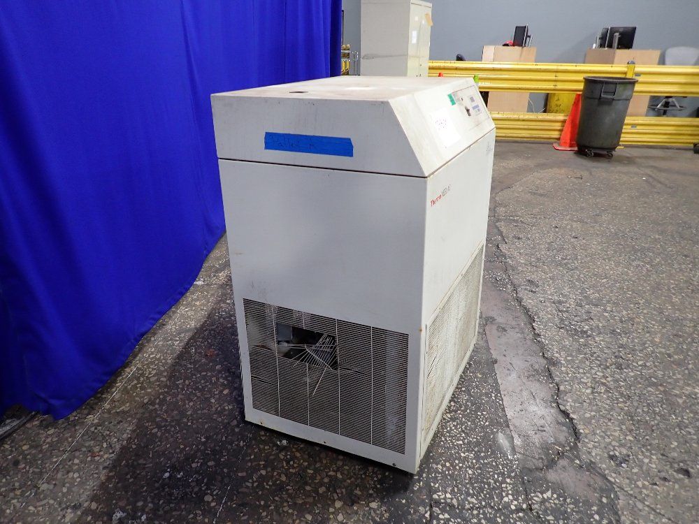 Thermo Electron 1.5 Hp Chiller - Hx-300a