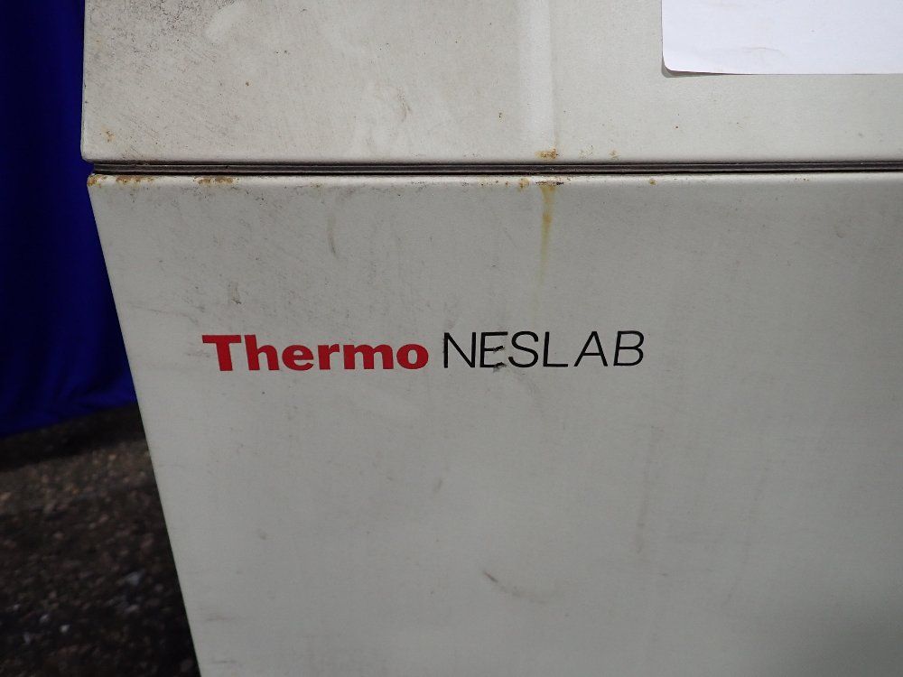 Thermo Electron 1.5 Hp Chiller - Hx-300a