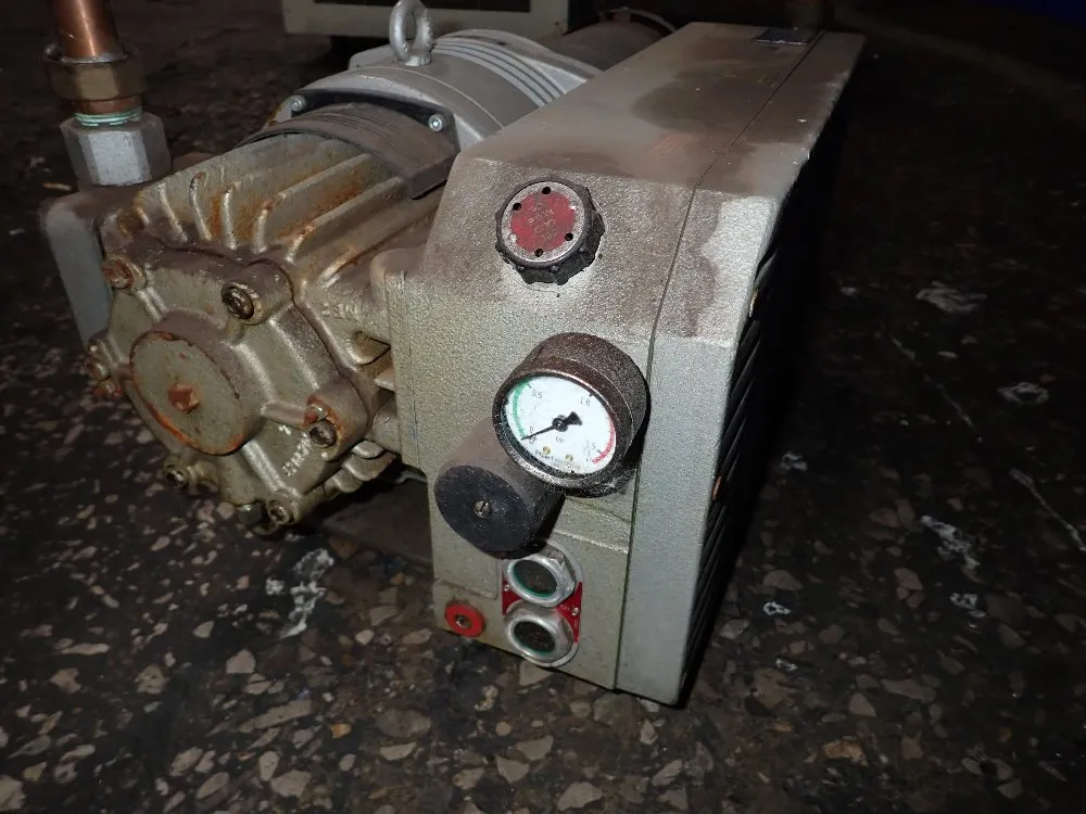 Rietschle Thomas 2/3 Hp Vacuum Pump - Vce 60 (02)
