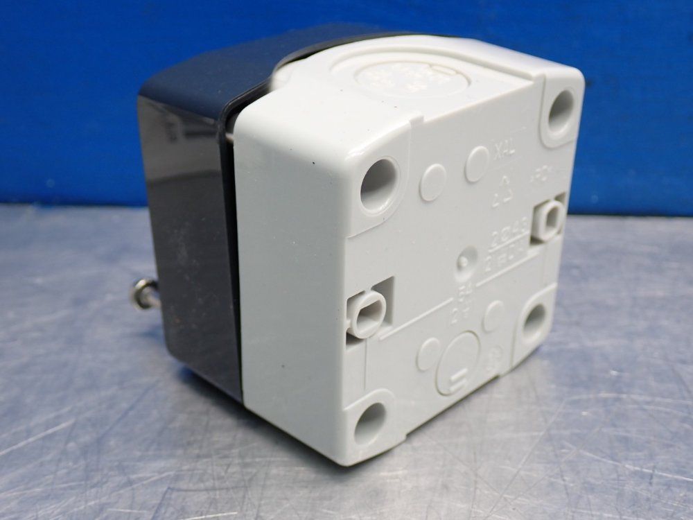 Schneider Electric Empty Harmony Control Station Enclosure
