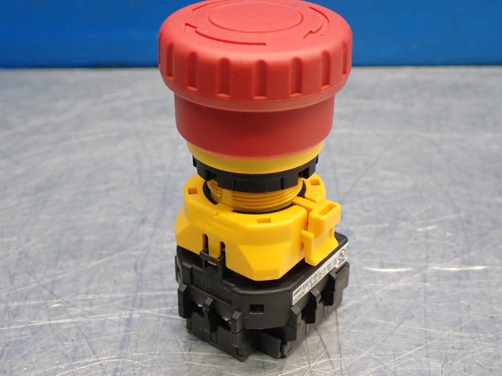 Idec Red Pushbutton Emergencystop Switch
