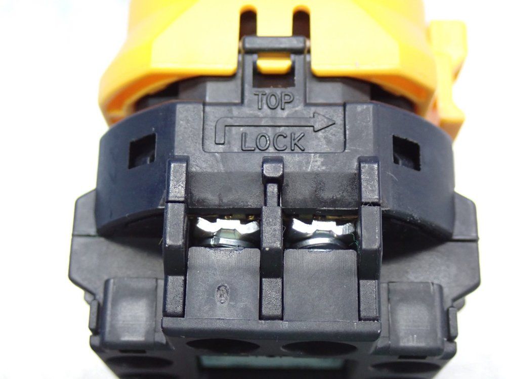 Idec Red Pushbutton Emergencystop Switch