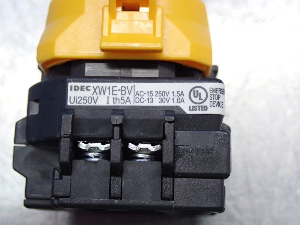 Idec Red Pushbutton Emergencystop Switch
