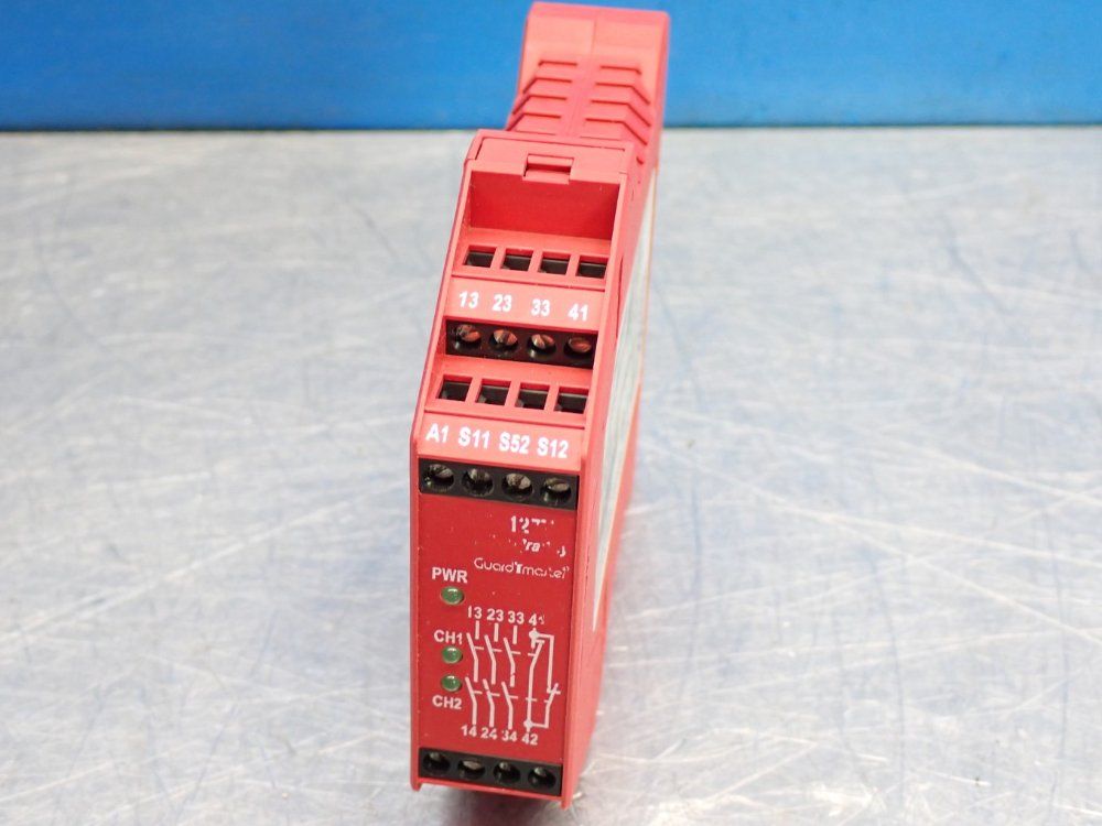 Allen Bradley Safety Relay
