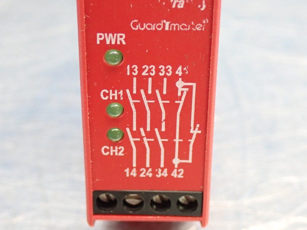 Allen Bradley Safety Relay