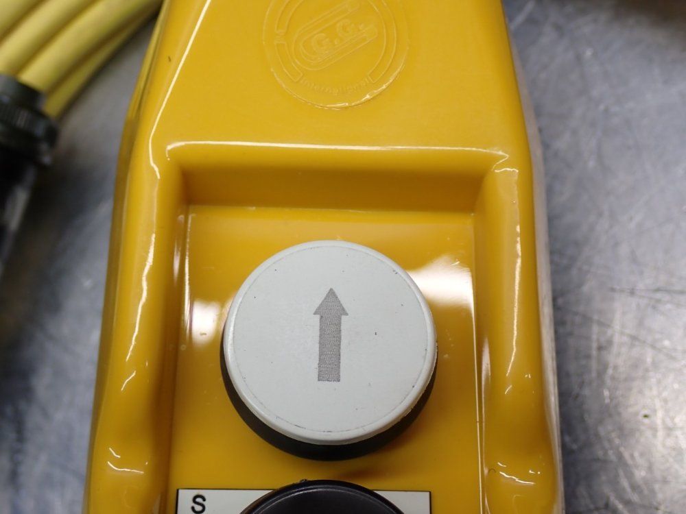Giovenzana International 5button Control Pendant