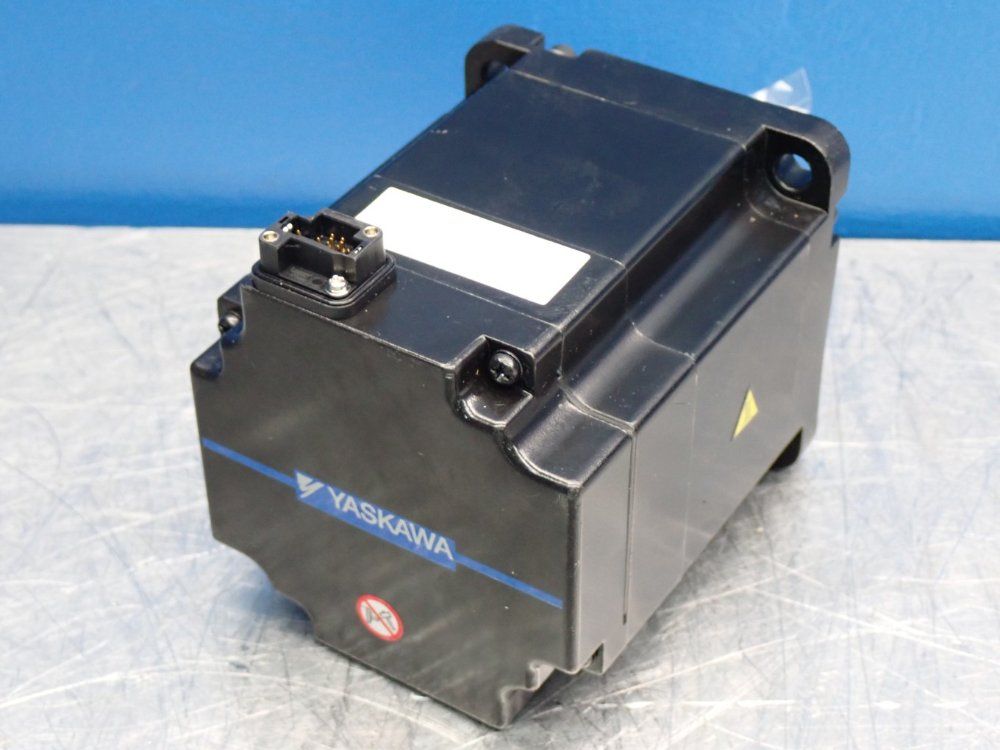 Yaskawa 3000-6000rpm Ac Servo Motor - Sgm7j-08a7a-fj11