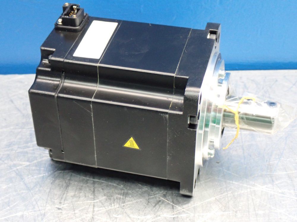 Yaskawa 3000-6000rpm Ac Servo Motor - Sgm7j-08a7a-fj11