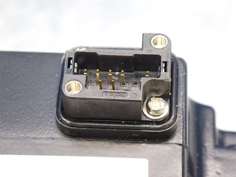 Yaskawa 3000-6000rpm Ac Servo Motor - Sgm7j-08a7a-fj11