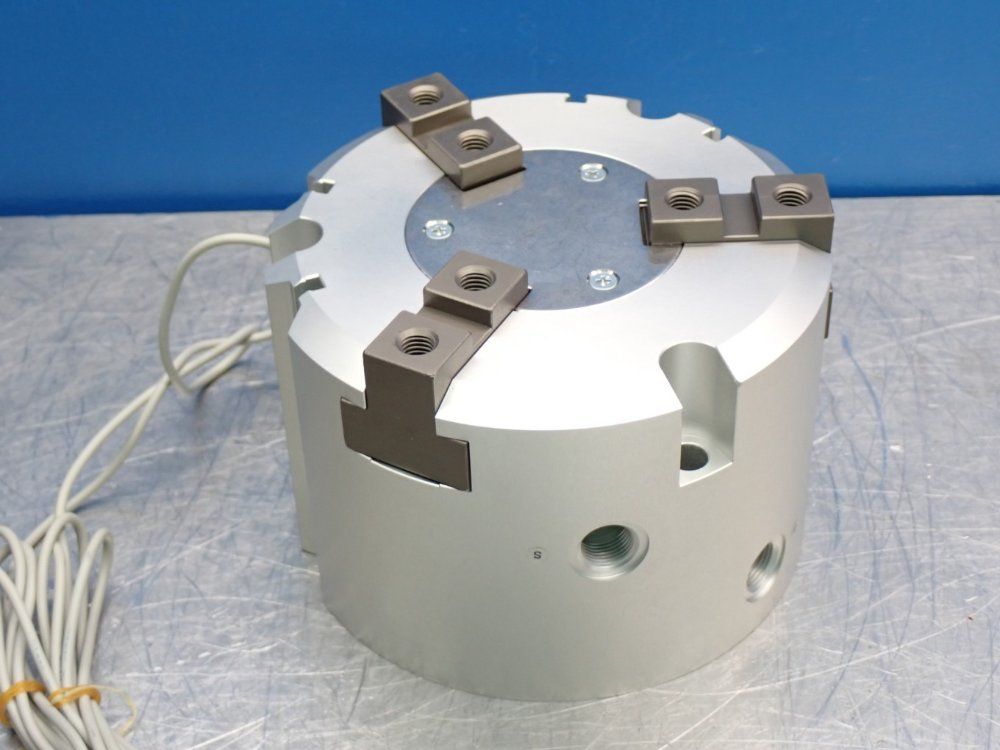 Smc Parrallel 3-finger Gripper Actuator - Mhs3-125d-y59a
