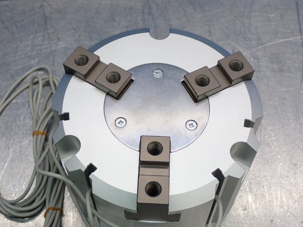 Smc Parrallel 3-finger Gripper Actuator - Mhs3-125d-y59a