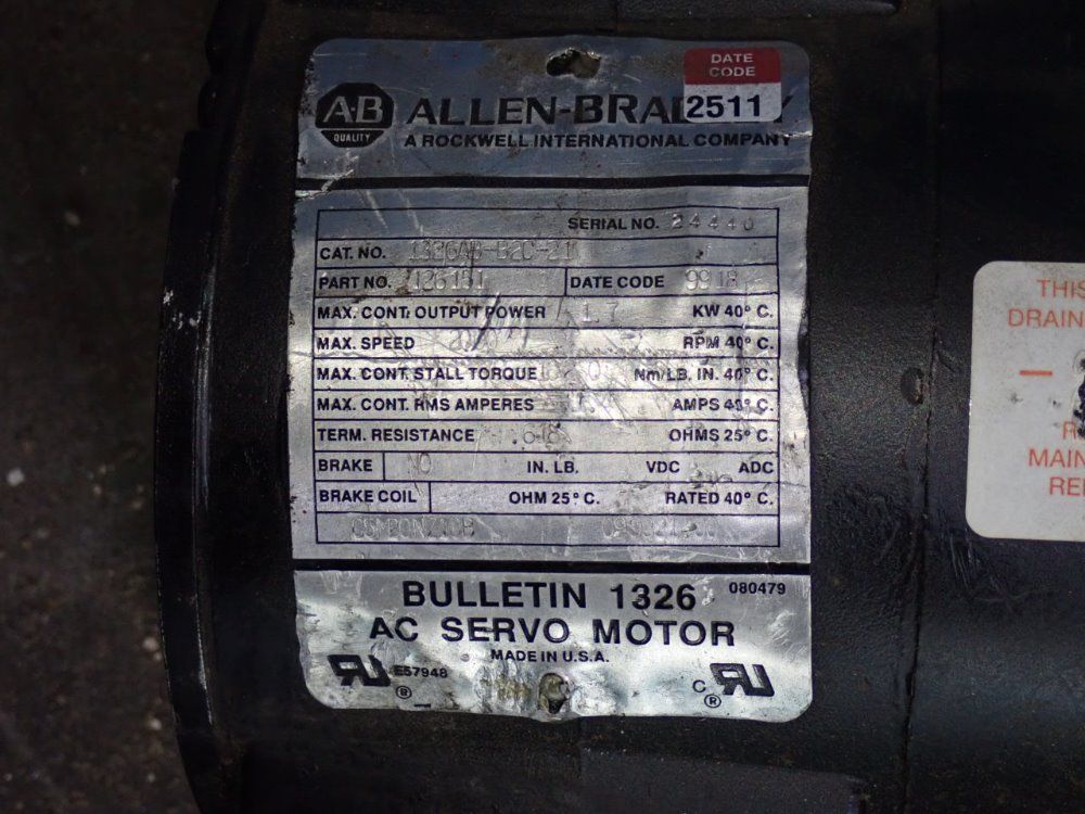 Allen Bradley 1.7 Kw Servo Motor - 1326ab-b2c-21