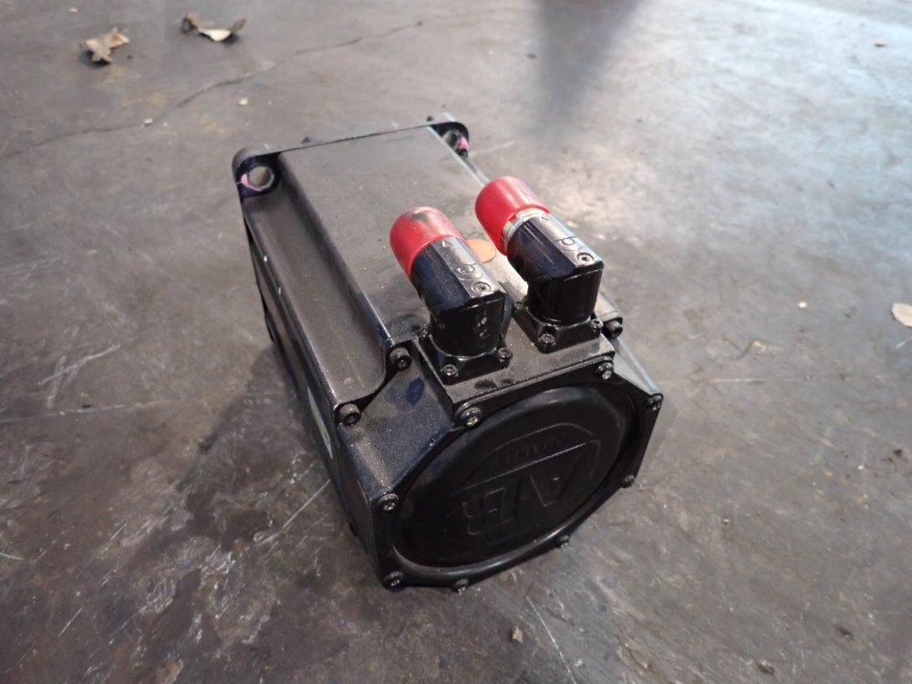 Allen Bradley 5.4 Kw Servo Motor - Mpl-b540k-mj72aa