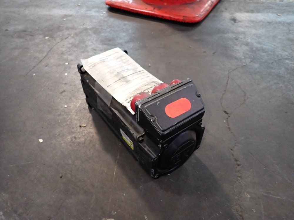 Allen Bradley 2.2 Kw Servo Motor - Mpl-b430p-mj24aa