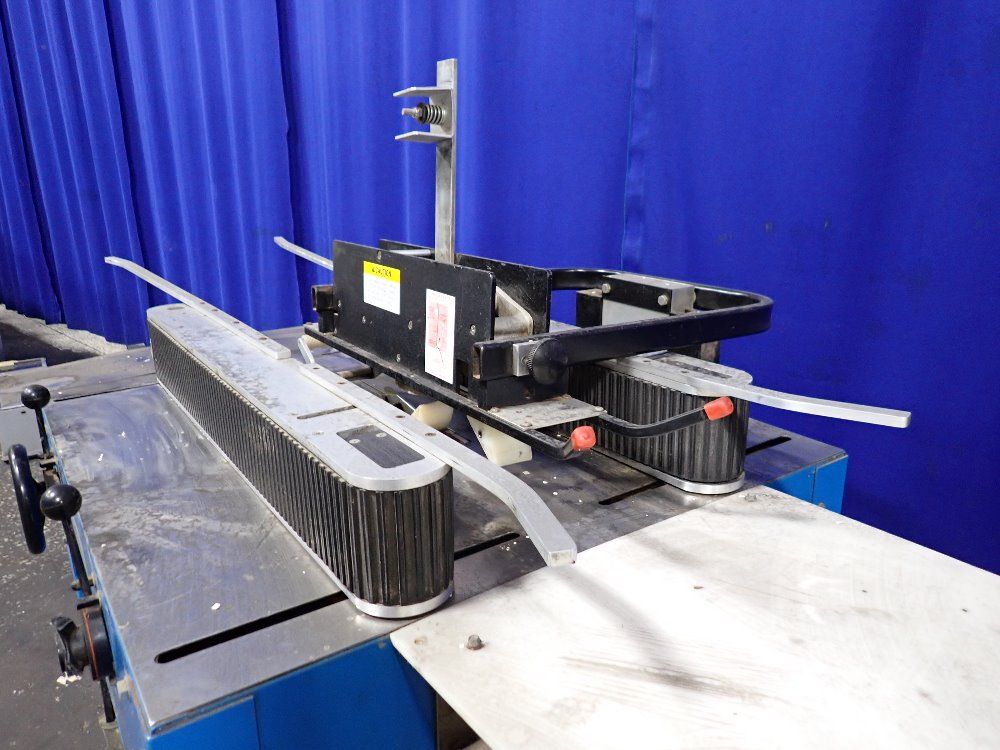 Fleetline Carton Sealing Machine