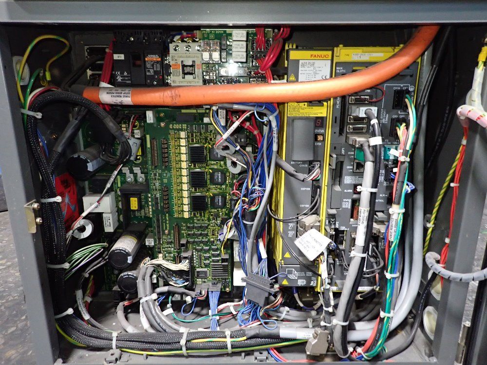 Fanuc 2010 Fanuc R30ia Robot Control Cabinet