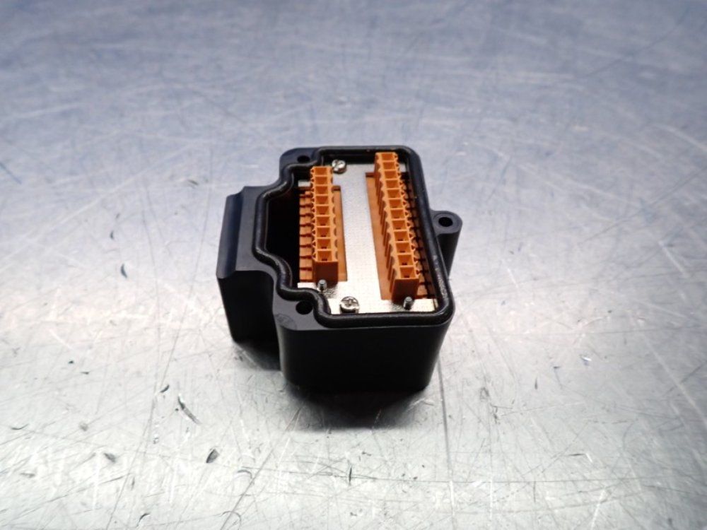 Turck Actuator And Sensor Juction Box