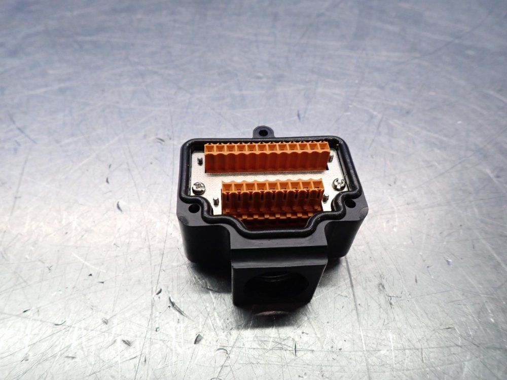 Turck Actuator And Sensor Juction Box