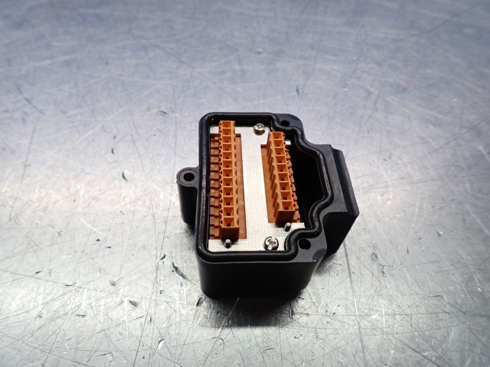 Turck Actuator And Sensor Juction Box
