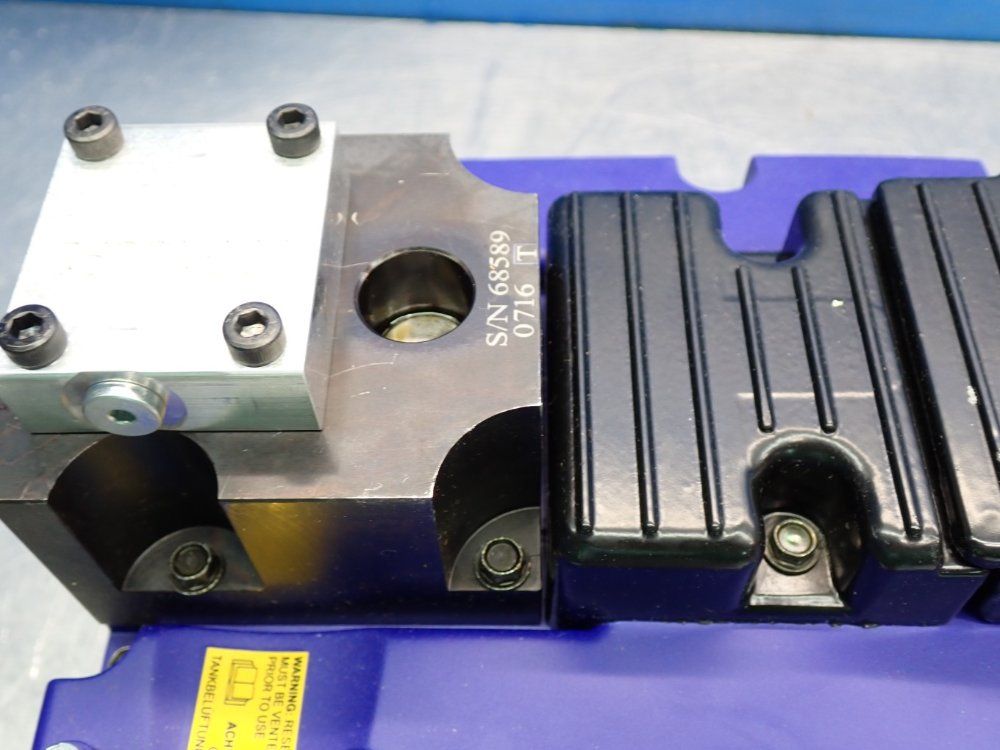 Vektek Air Hydraulic Pump