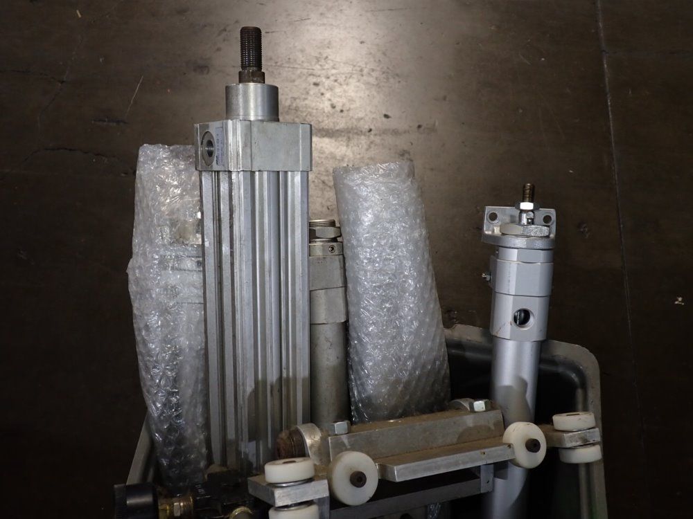  Cylinders