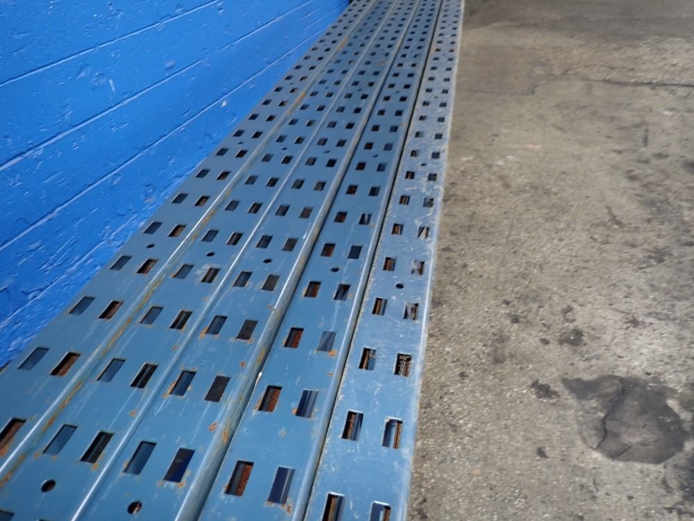  Pallet Racking Uprights