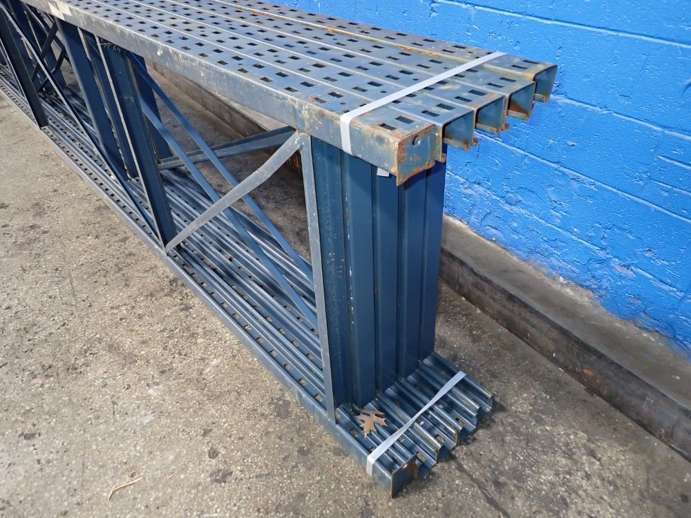  Pallet Racking Uprights