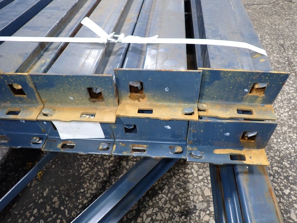  Pallet Racking Lot