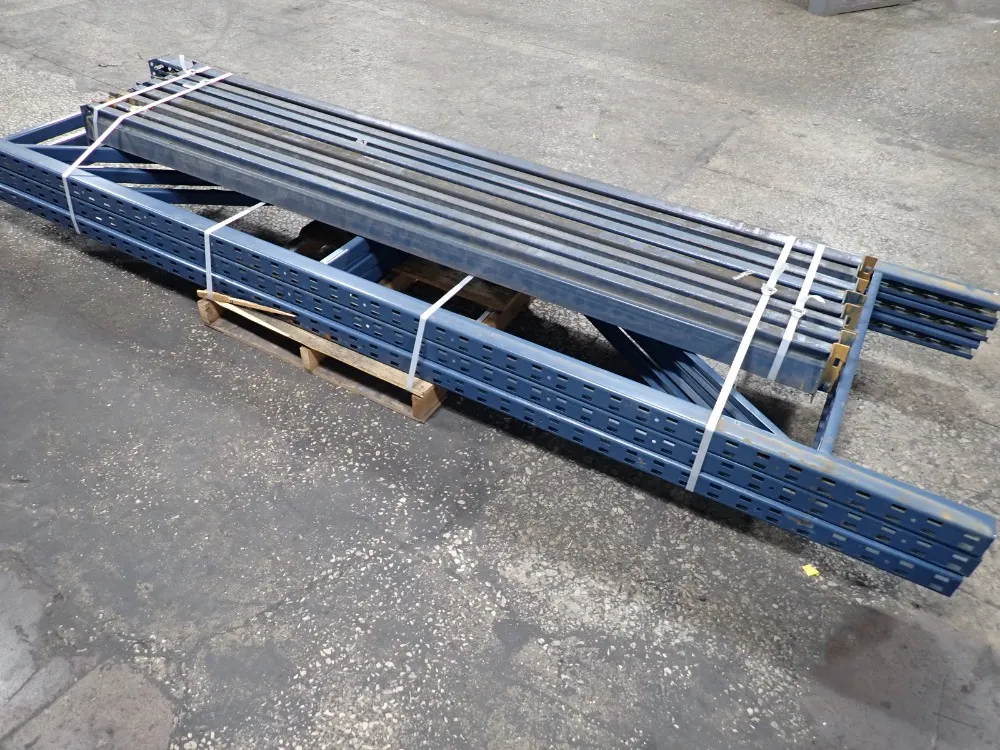  Pallet Racking Lot