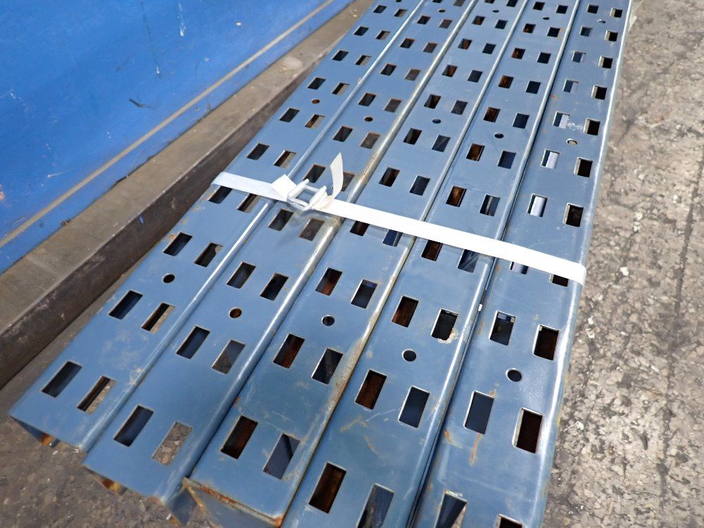  Pallet Racking Uprights