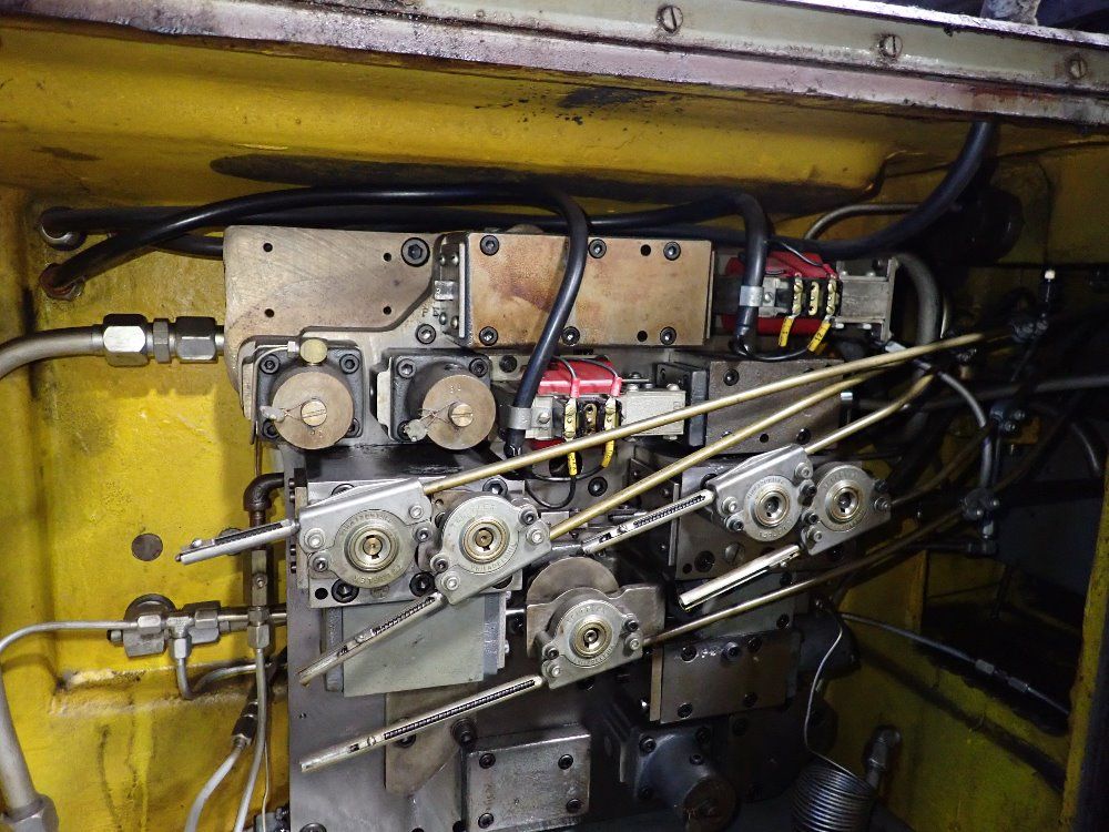 Brown  Sharpe Brown  Sharpe 1020u Cylindrical Grinder