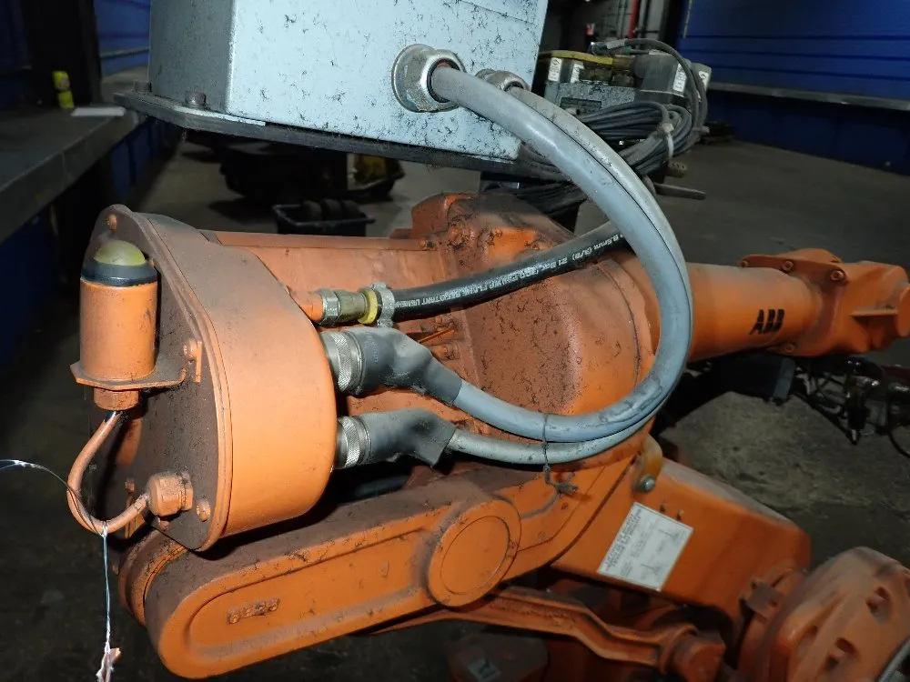 Abb 2006 Abb Irb2400 M2000 Robot