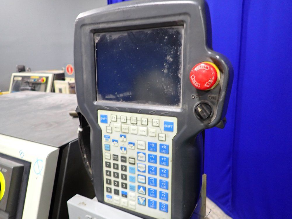 Fanuc 2007 Fanuc Rj3ib Robot Controller