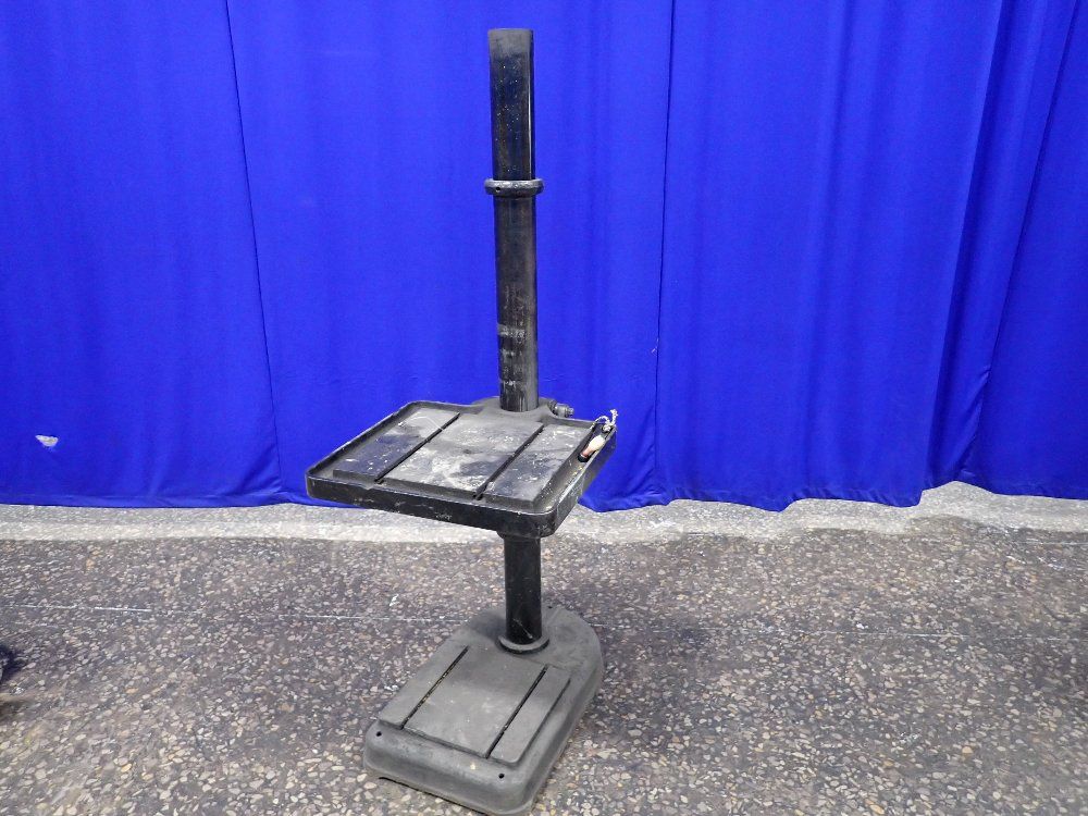 15.5"x18" Drill Press Pedestal