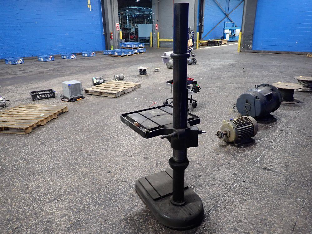 15.5"x18" Drill Press Pedestal