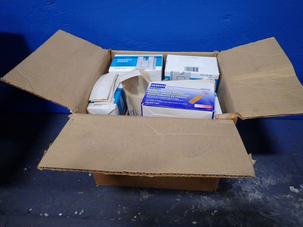 North, Swift Misc. Bandages