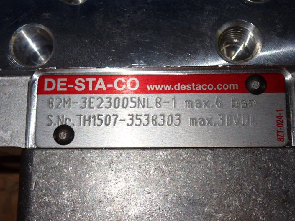 Destaco 6 Bar Pneumatic Power Clamp - 82m-3e23005nl8-1