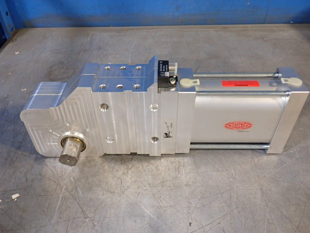 Destaco 6 Bar Pneumatic Power Clamp - 82m-3e23008nl8-1