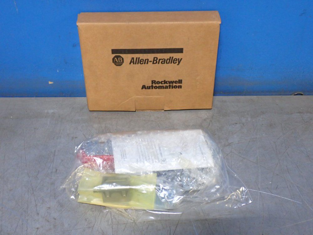 Allen-bradley Metal Disconnect Handle (small) - 1494-m1