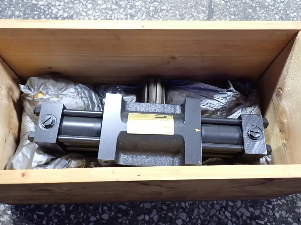 Parker 3000 Psi Hydraulic Rack And Pinion Rotary Actuator - Htr30-0908c-ae12v-c