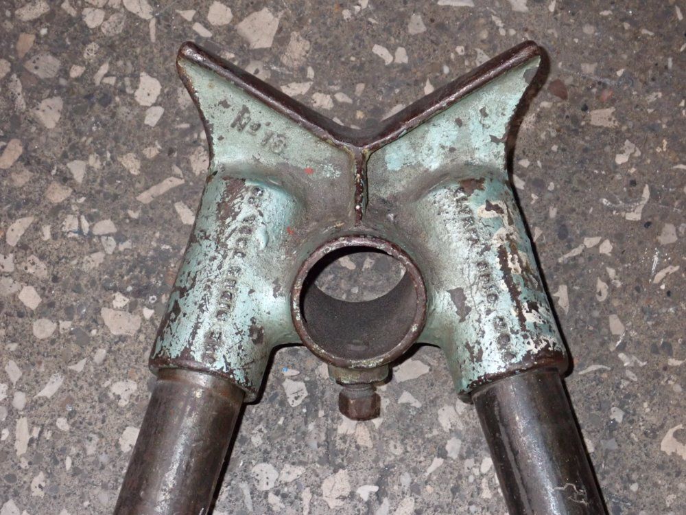 Pipe Stand