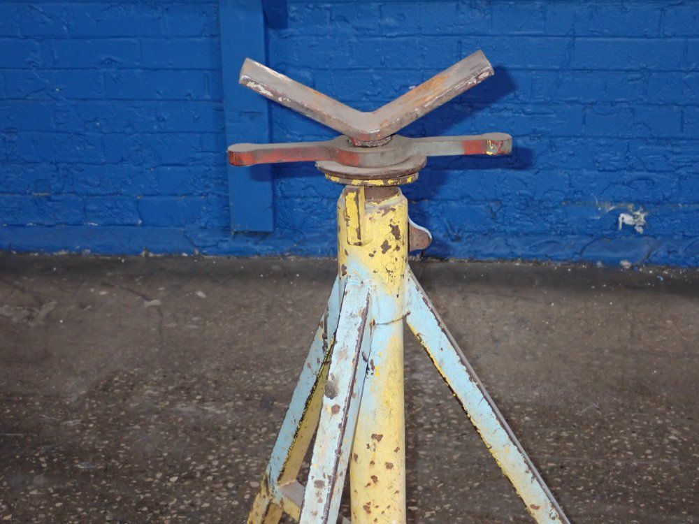 Pipe Stand