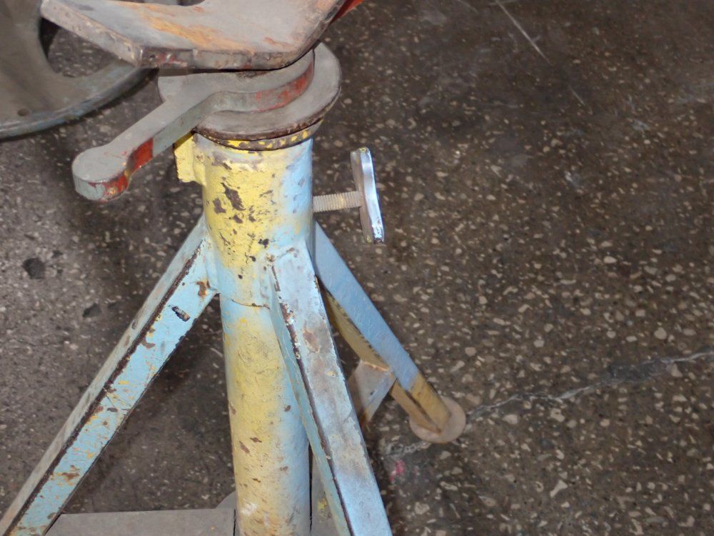 Pipe Stand