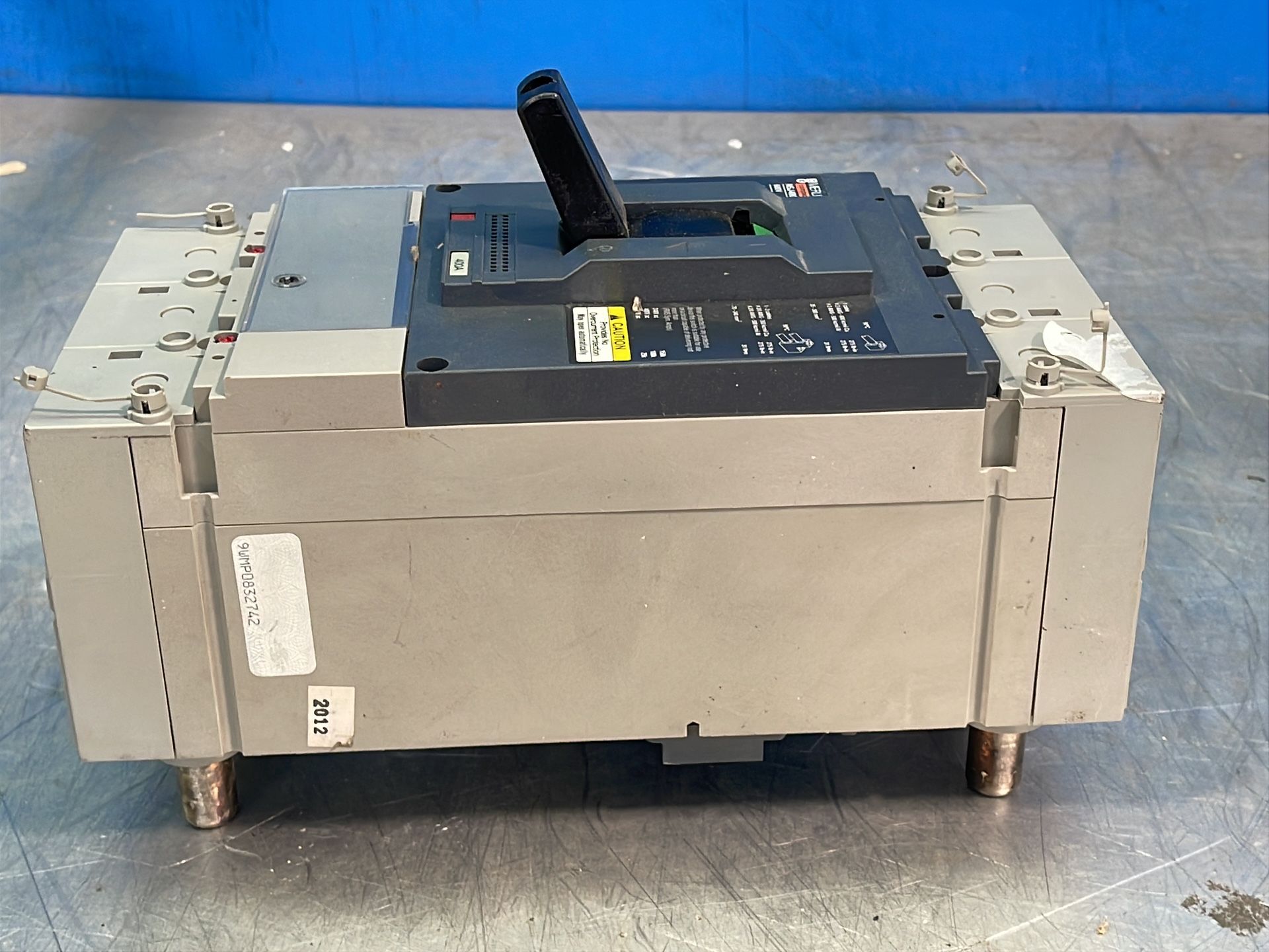 Merlin Gerin 400 A Molded Case Circuit Breaker - Nsj400 A