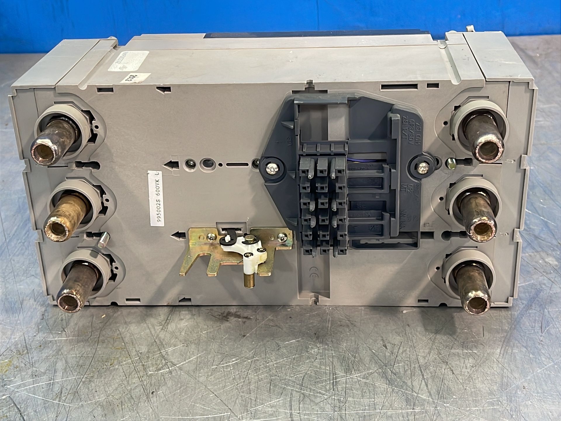 Merlin Gerin 400 A Molded Case Circuit Breaker - Nsj400 A